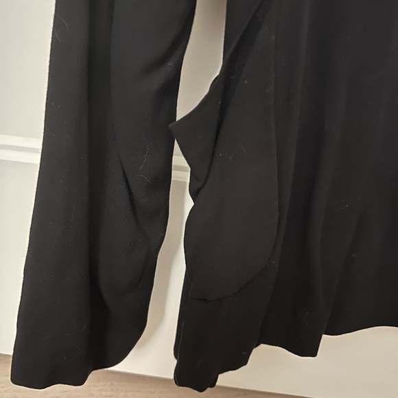 Talula black blazer from Aritzia - Picture 8 of 9